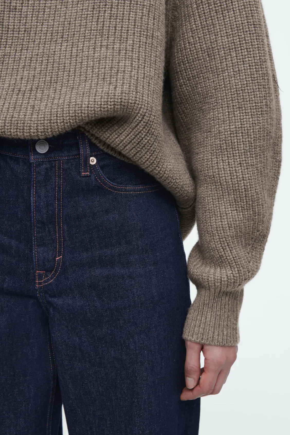 COS ARCH TAPERED JEANS-Women Jeans | Pants