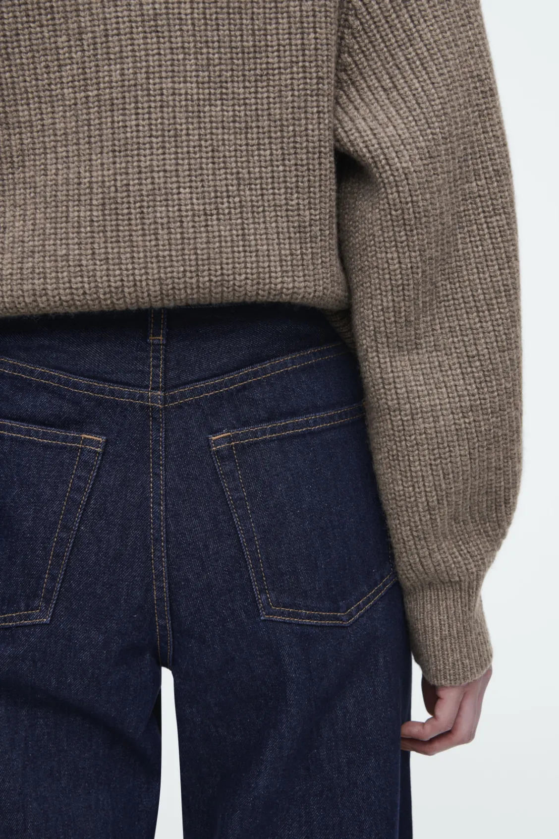 COS ARCH TAPERED JEANS-Women Jeans | Pants