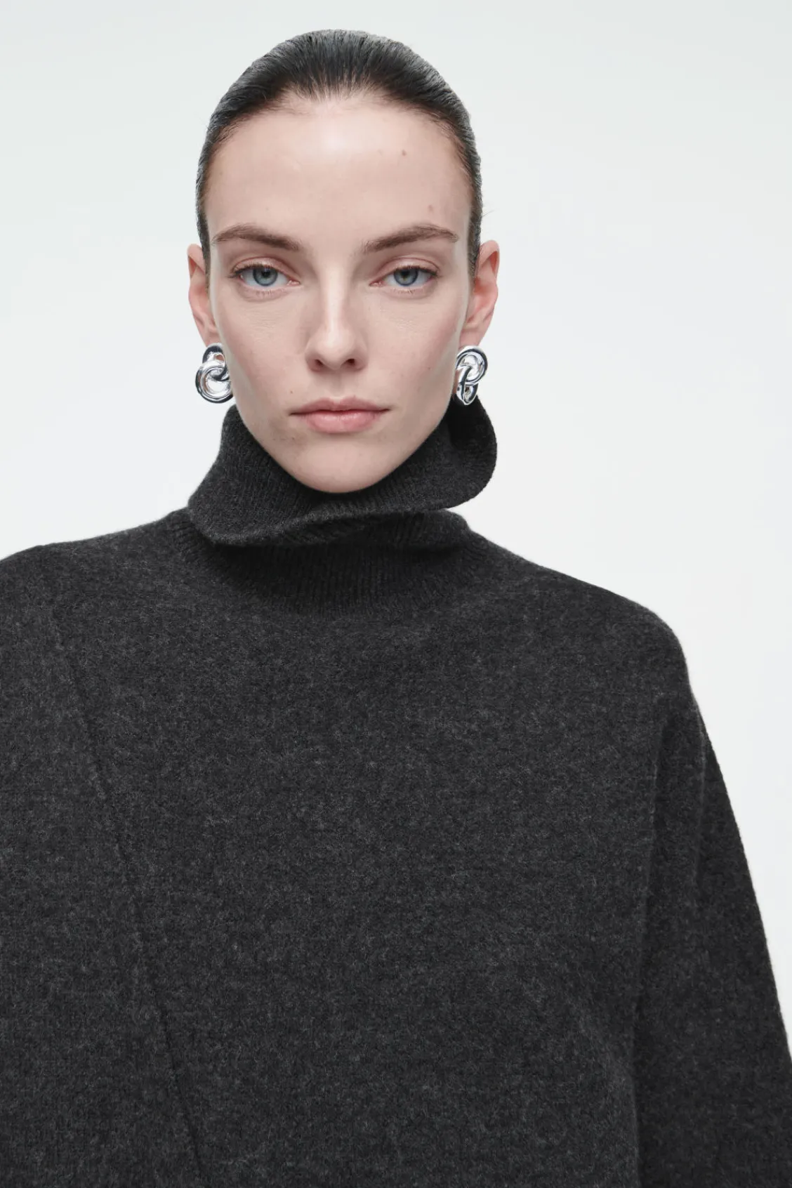 COS ASYMMETRIC MERINO WOOL SWEATER-Women Sweaters & Cardigans