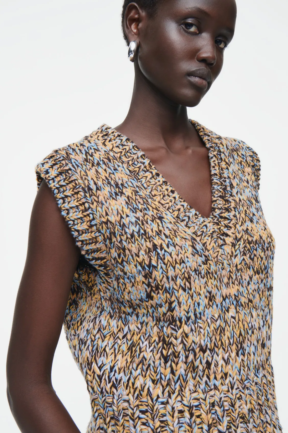 COS CHUNKY HAND-KNIT WOOL VEST-Women Tops | Sweaters & Cardigans