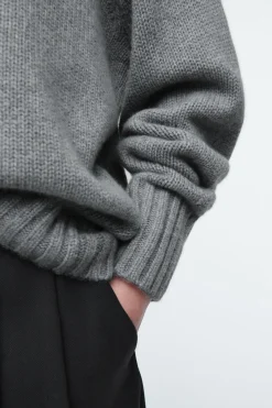 COS CHUNKY PURE CASHMERE CREW-NECK SWEATER-Women Cashmere | Sweaters & Cardigans