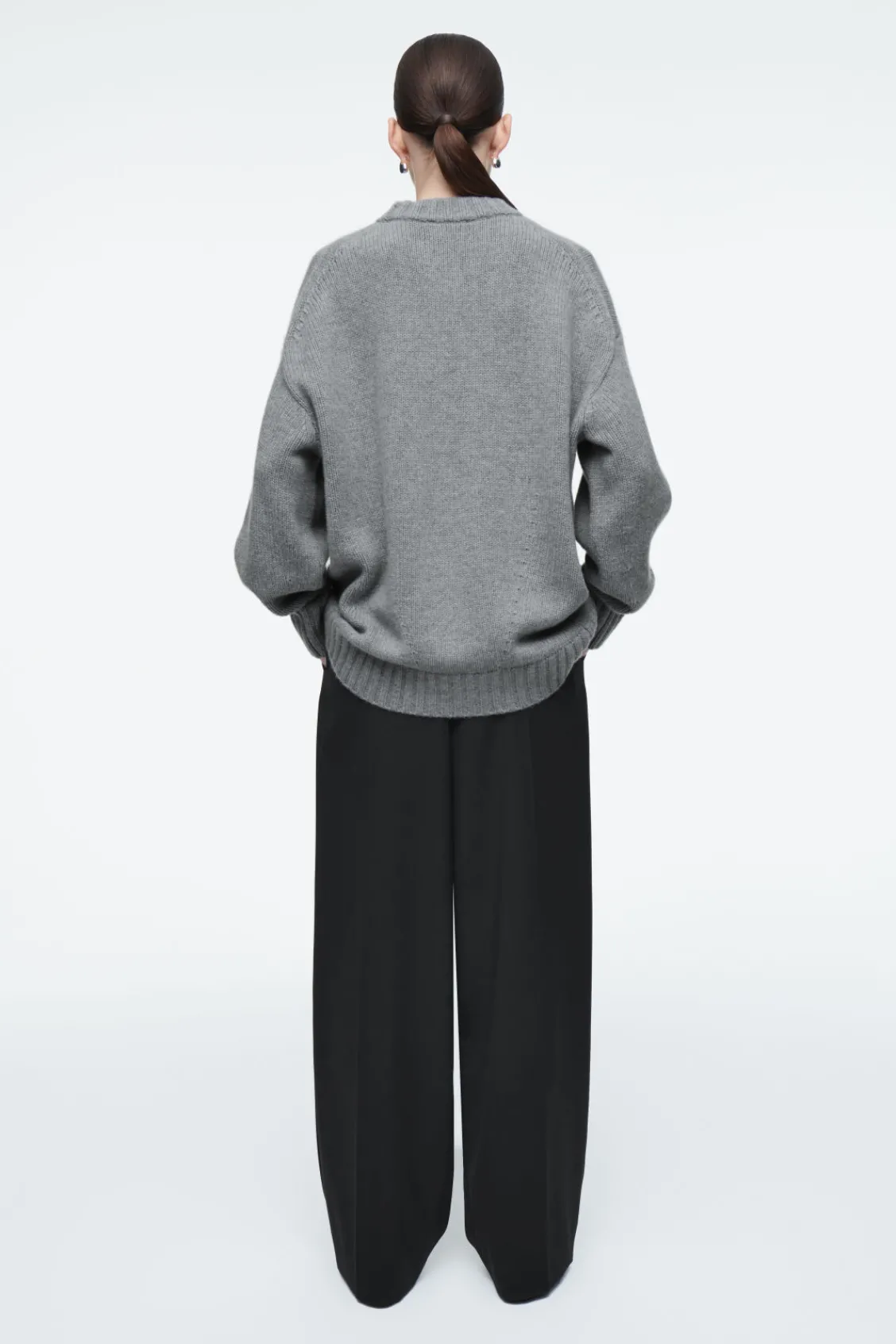 COS CHUNKY PURE CASHMERE CREW-NECK SWEATER-Women Cashmere | Sweaters & Cardigans