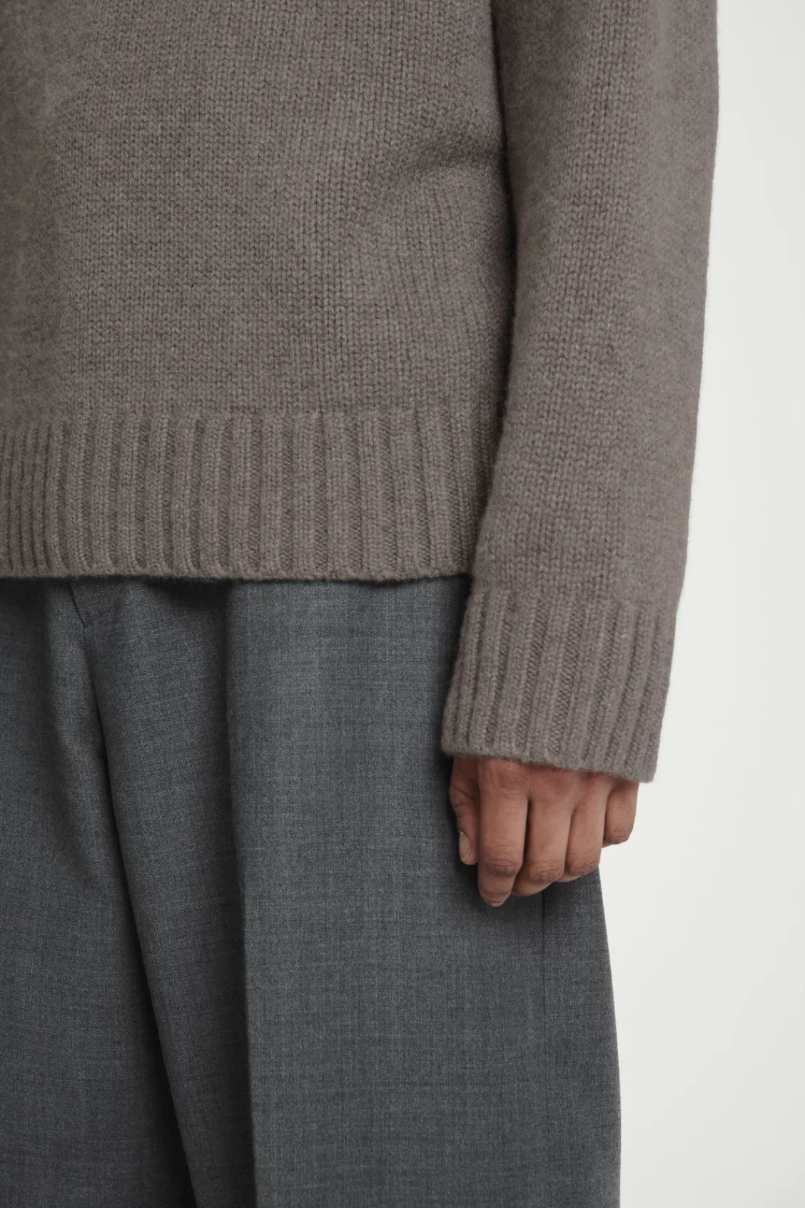 COS CHUNKY PURE CASHMERE SWEATER- Cashmere | Sweaters & Cardigans
