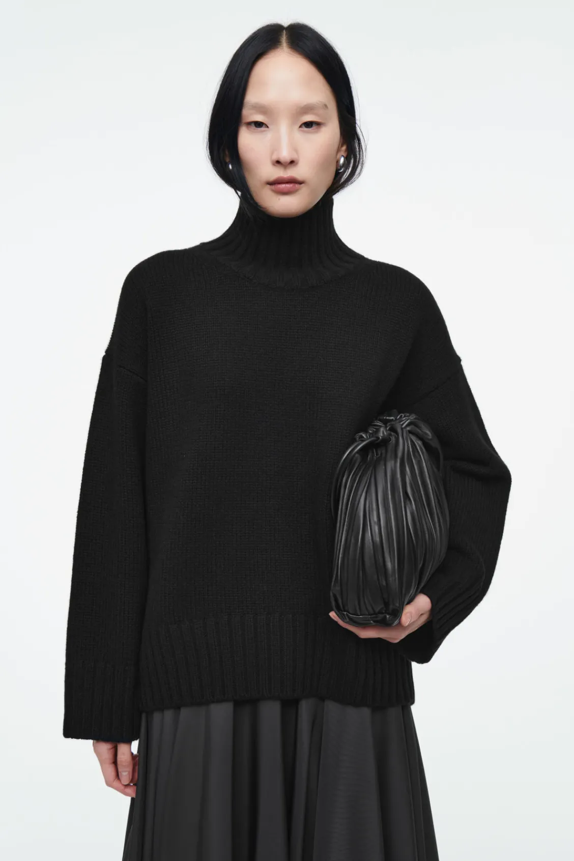 COS CHUNKY PURE CASHMERE TURTLENECK SWEATER-Women Cashmere | Sweaters & Cardigans