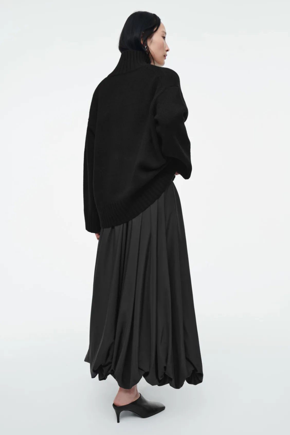 COS CHUNKY PURE CASHMERE TURTLENECK SWEATER-Women Cashmere | Sweaters & Cardigans