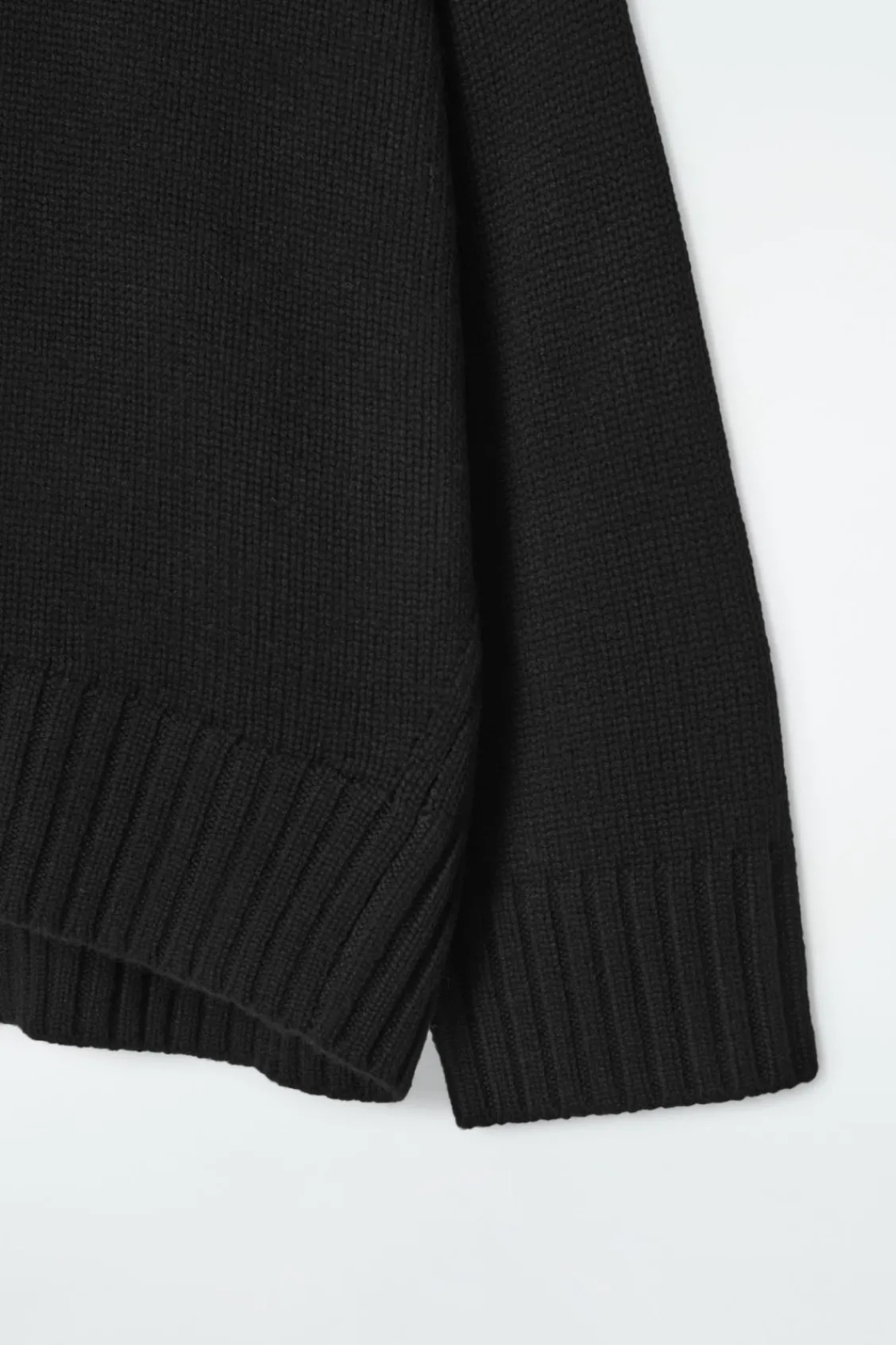 COS CHUNKY PURE CASHMERE TURTLENECK SWEATER-Women Cashmere | Sweaters & Cardigans