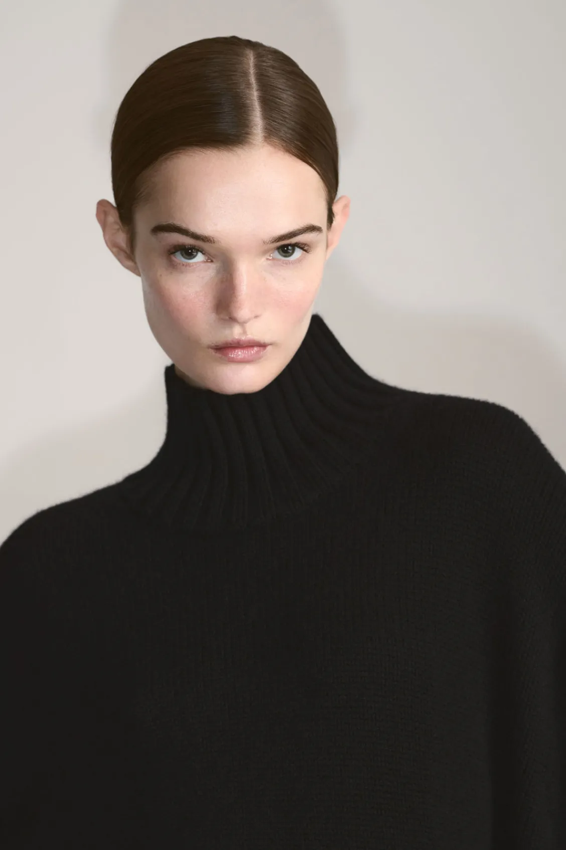 COS CHUNKY PURE CASHMERE TURTLENECK SWEATER-Women Cashmere | Sweaters & Cardigans