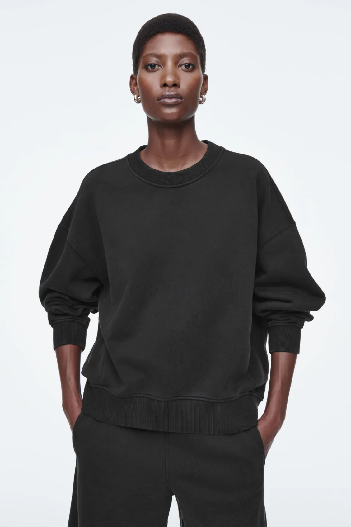 COS CLASSIC CREW-NECK SWEATSHIRT-Women Tops