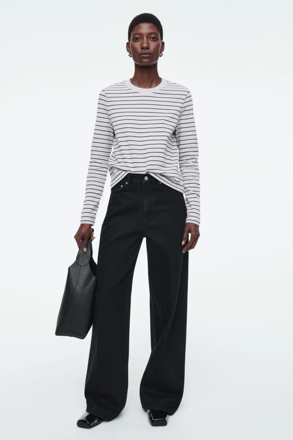 COS CLEAN CUT REGULAR LONG-SLEEVED T-SHIRT-Women T-Shirts | Tops