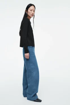 COS CLEAN CUT REGULAR LONG-SLEEVED T-SHIRT-Women T-Shirts | Tops