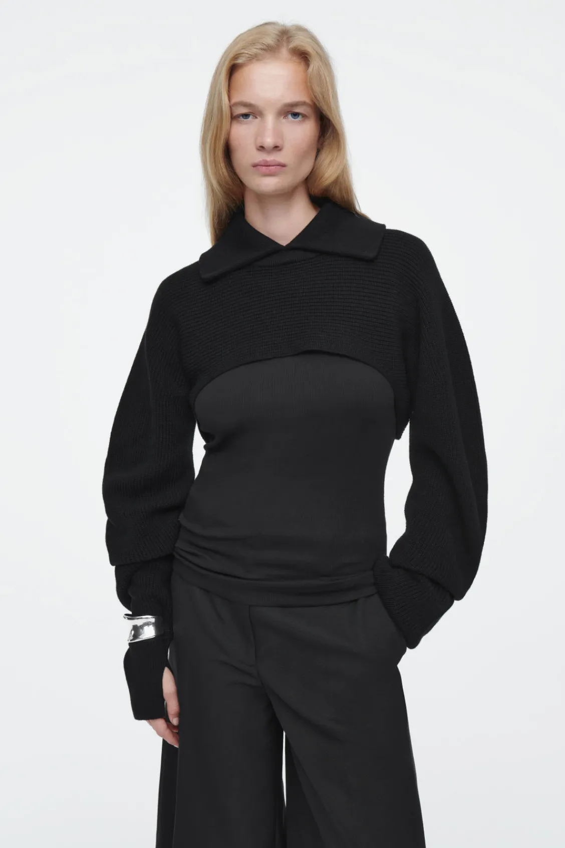 COS COLLARED CROPPED KNITTED SWEATER-Women Capes & Hybrids | Tops