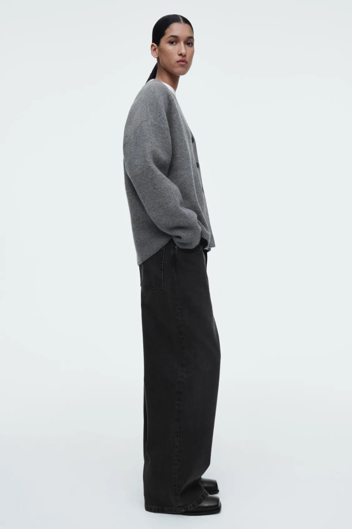 COS COLOUR-BLOCK WOOL V-NECK CARDIGAN-Women Sweaters & Cardigans