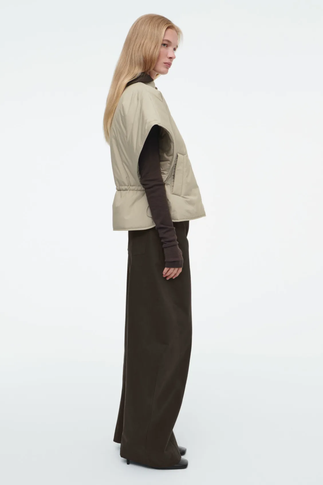 COS CROPPED PADDED HYBRID VEST-Women Capes & Hybrids | Coats & Jackets