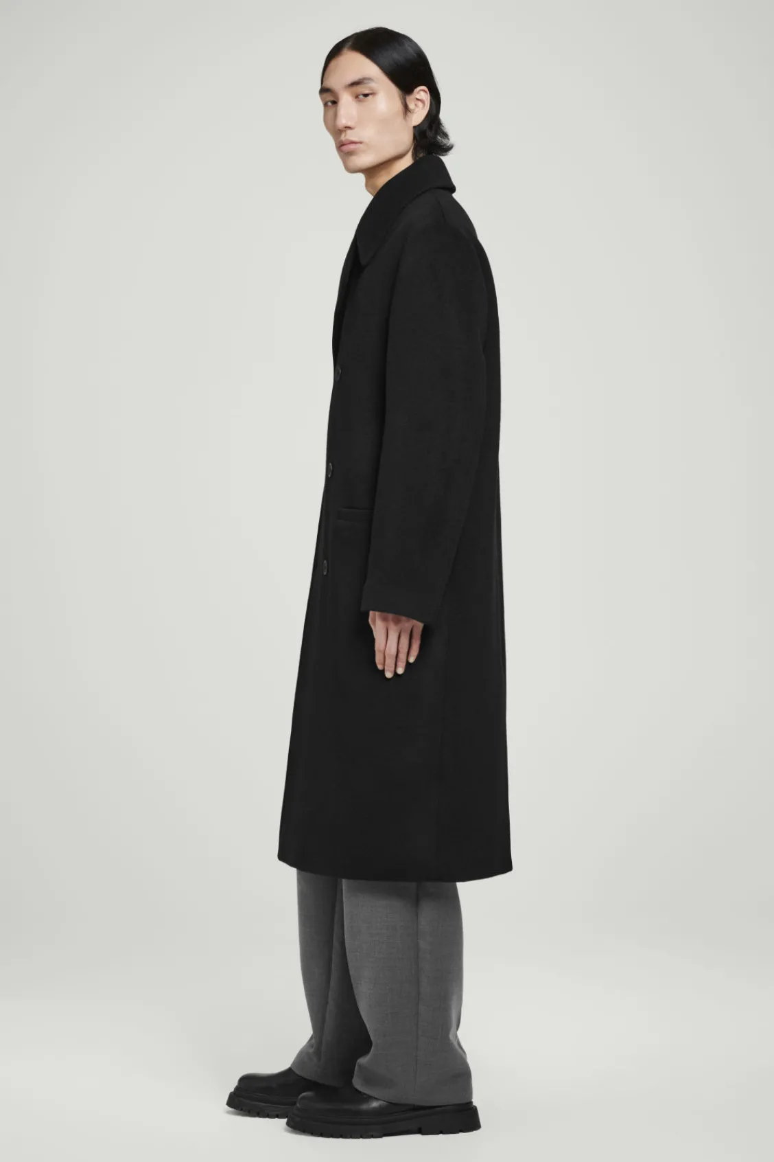 COS DOUBLE-BREASTED WOOL OVERCOAT- Coats & Jackets