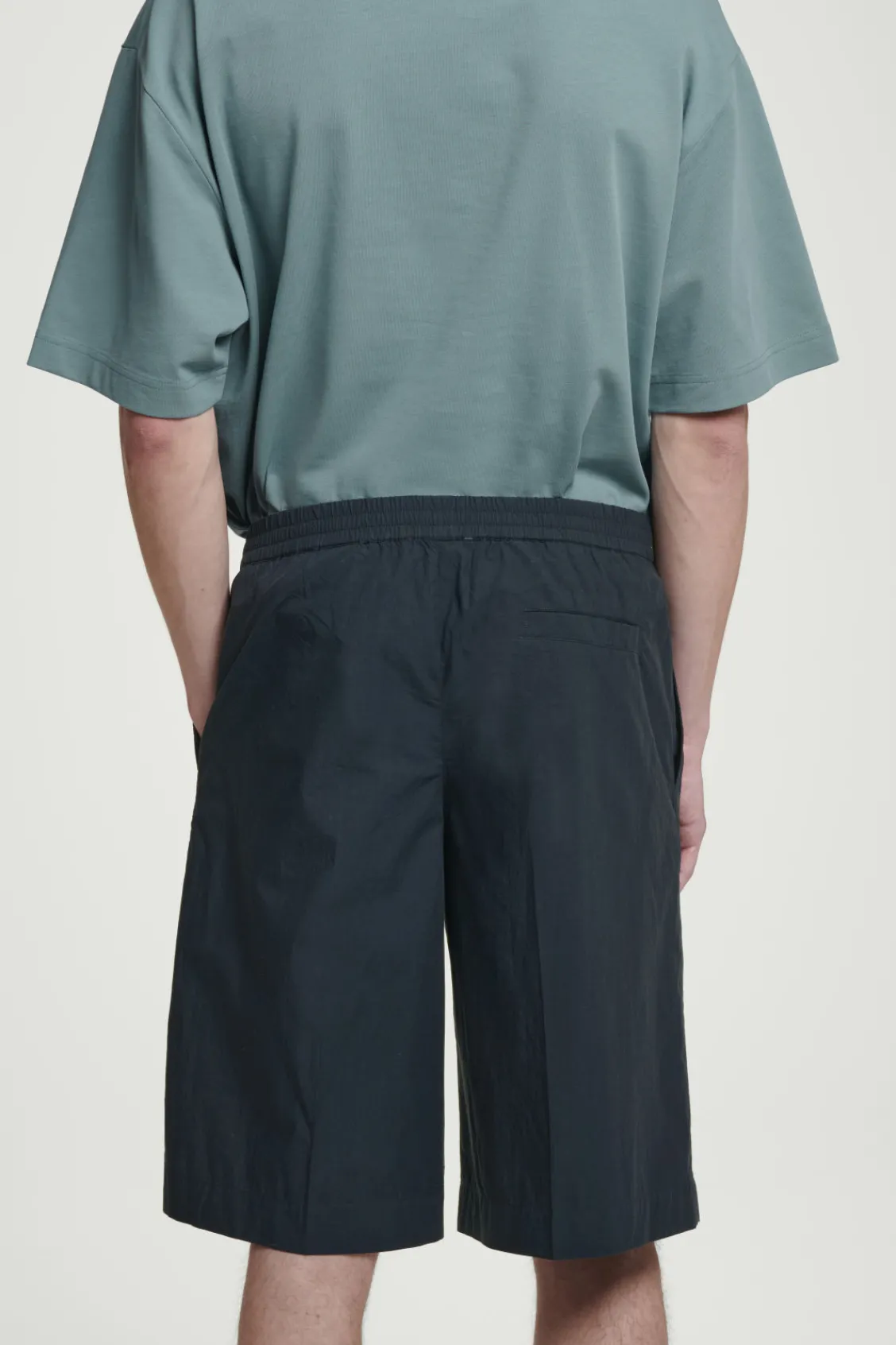 COS ELASTICATED COTTON SHORTS- Pants