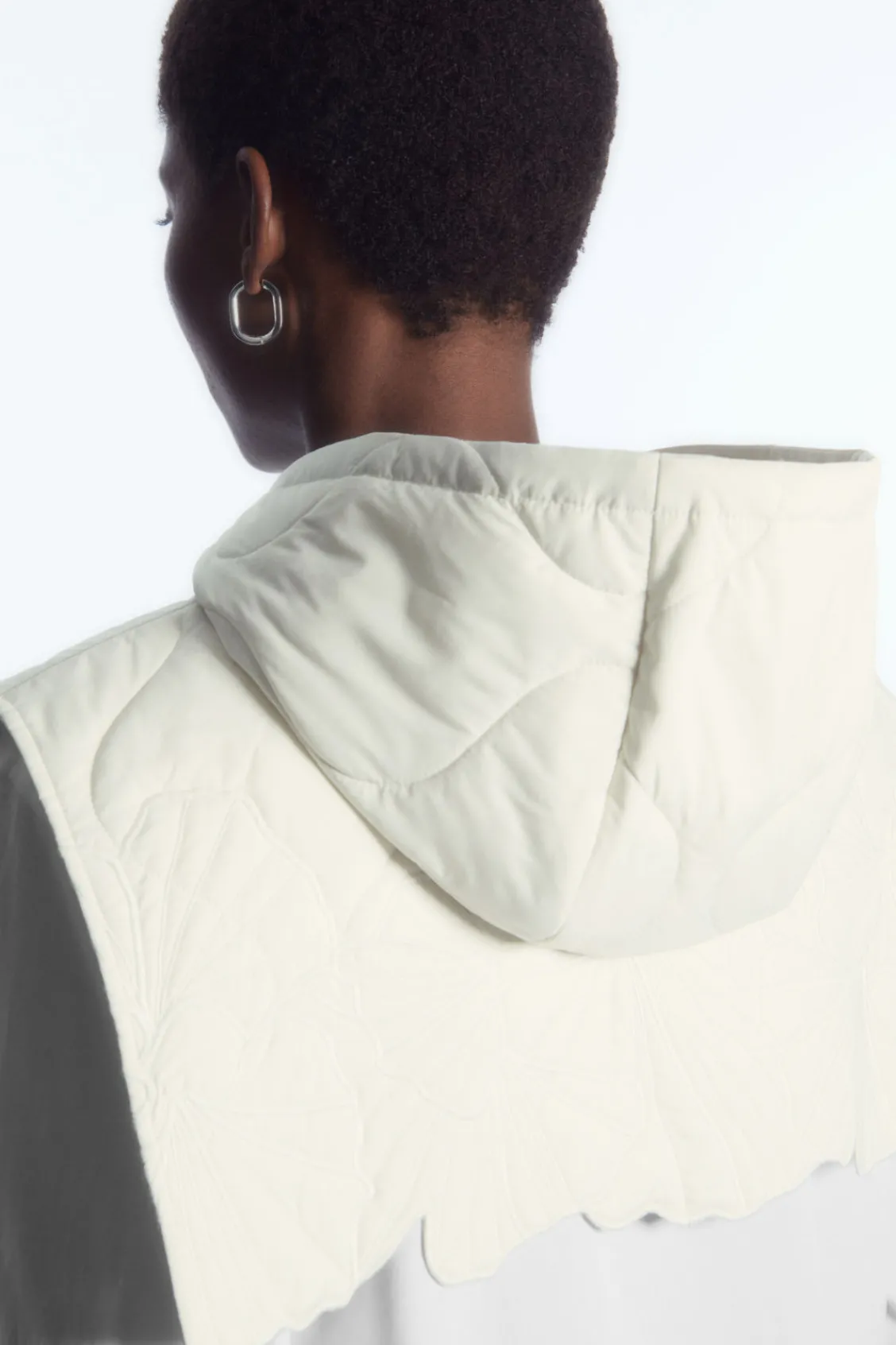 COS EMBROIDERED QUILTED HOOD-Women Hats & Scarves | Capes & Hybrids