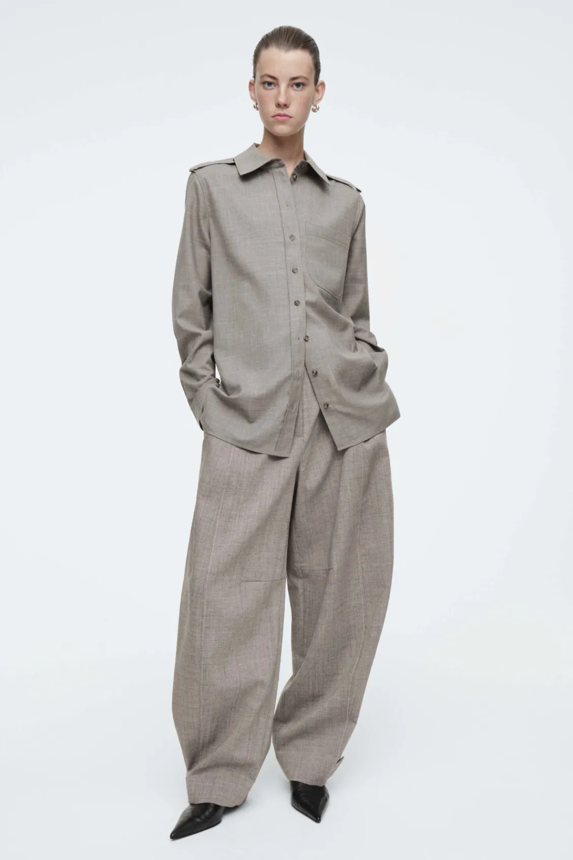 COS EPAULET-DETAIL WOOL SHIRT-Women Shirts & Blouses | Tops