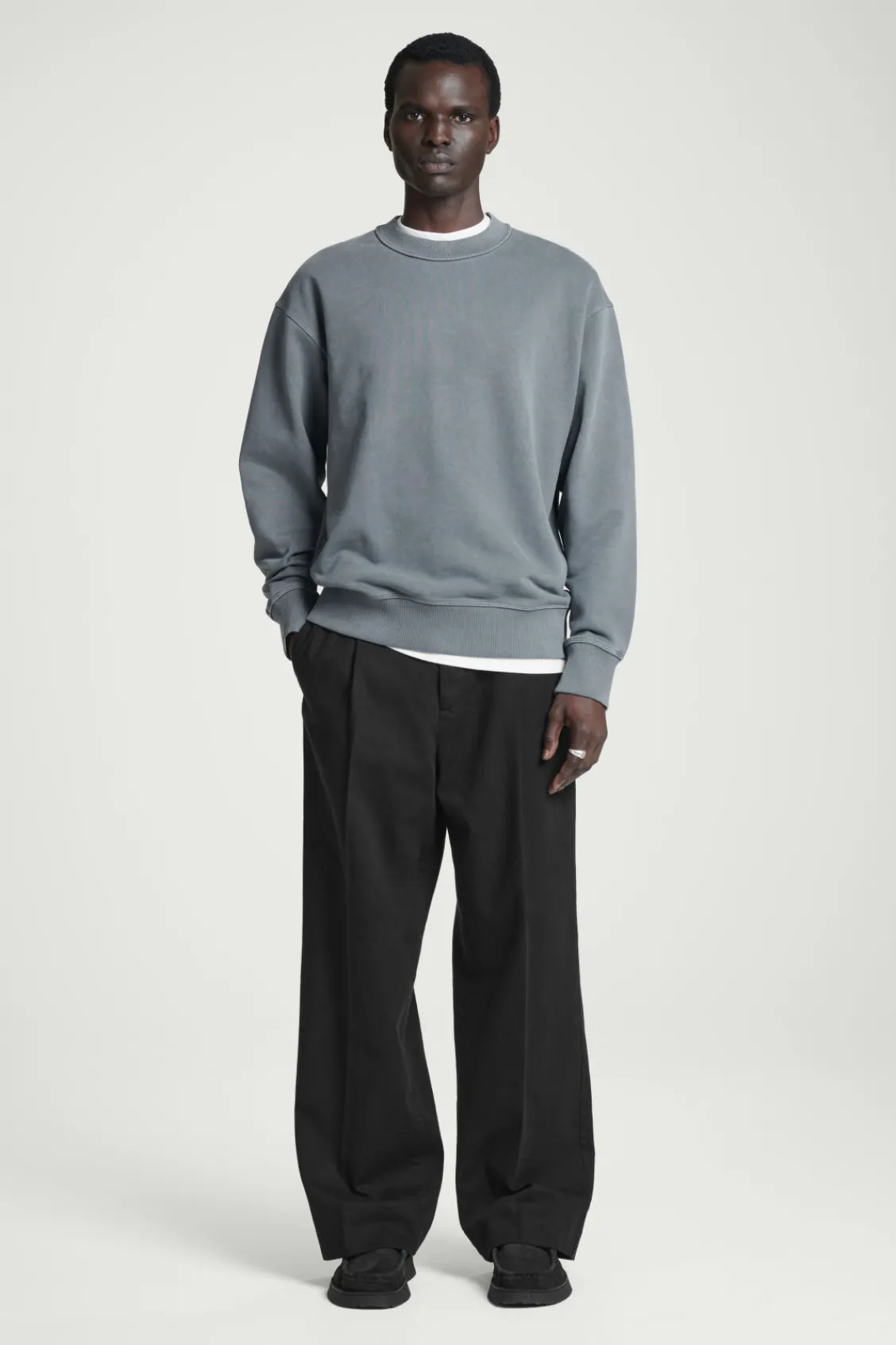 COS FADED MOCK-NECK SWEATSHIRT- Sweatshirts & Hoodies