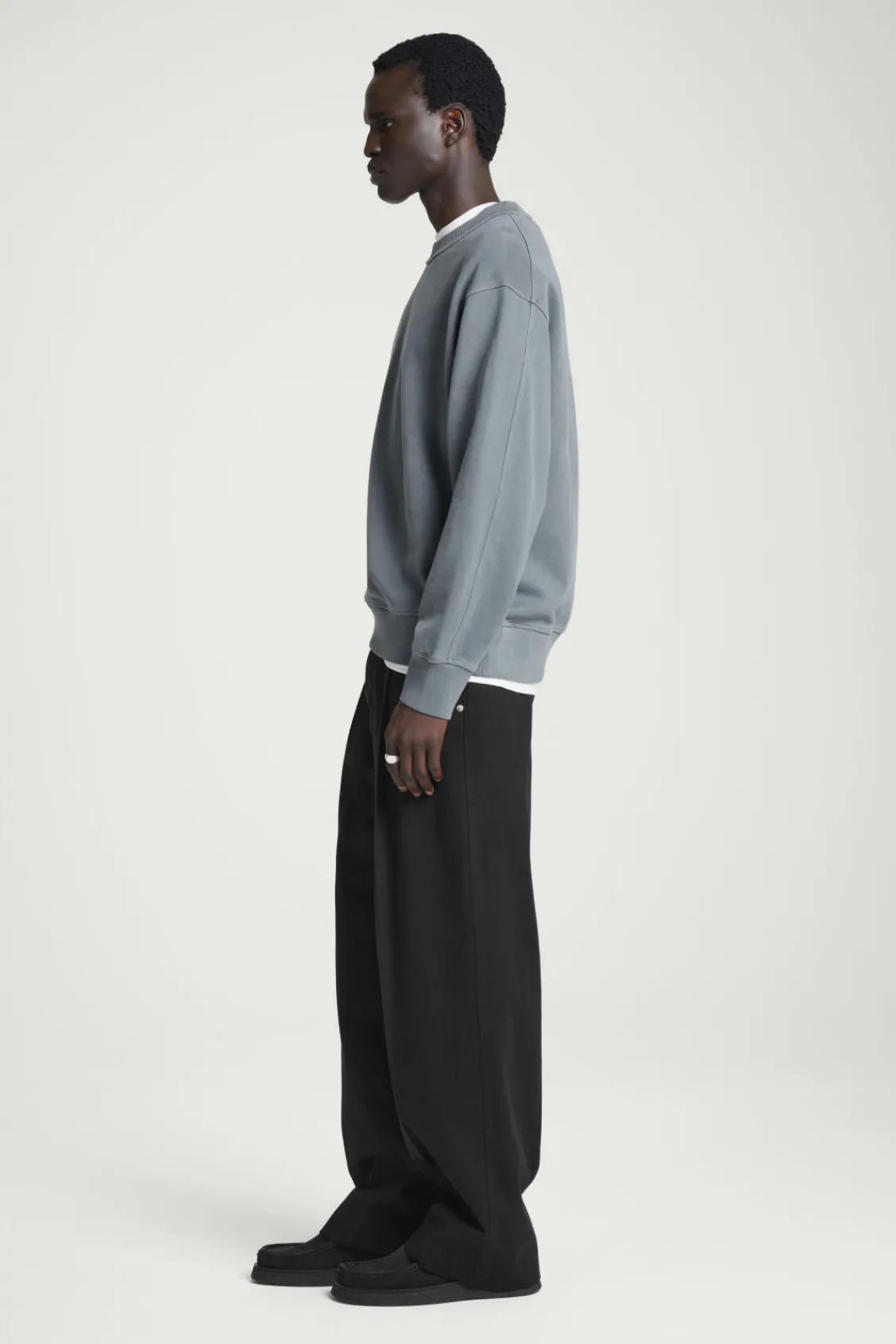 COS FADED MOCK-NECK SWEATSHIRT- Sweatshirts & Hoodies