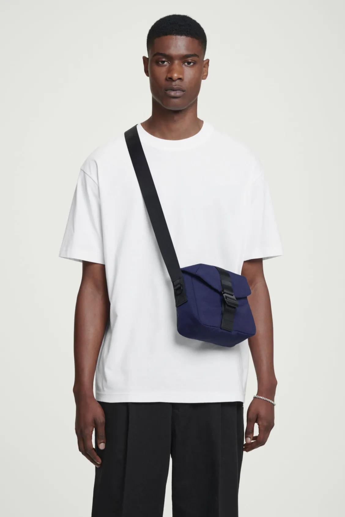COS GRID CROSSBODY BAG - RIPSTOP- Bags & Wallets