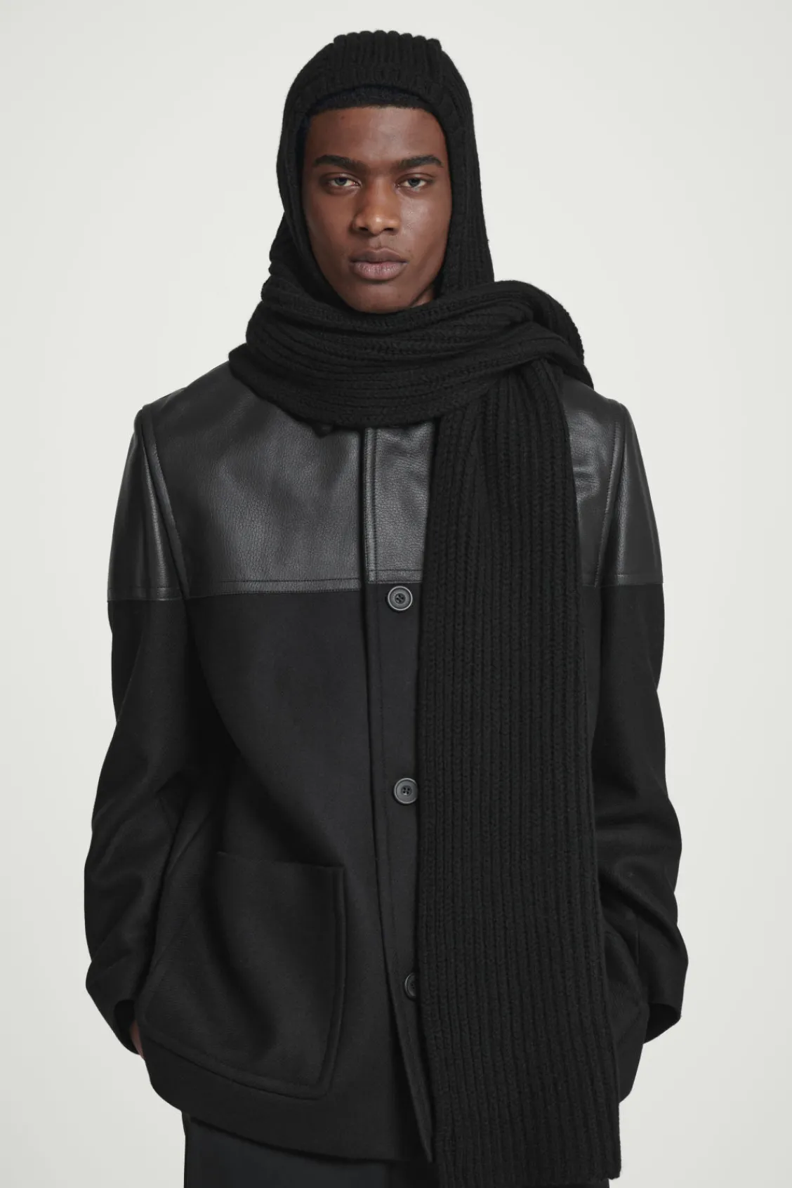 COS HOODED RIBBED CASHMERE-BLEND SCARF- Hats & Scarves | Cashmere
