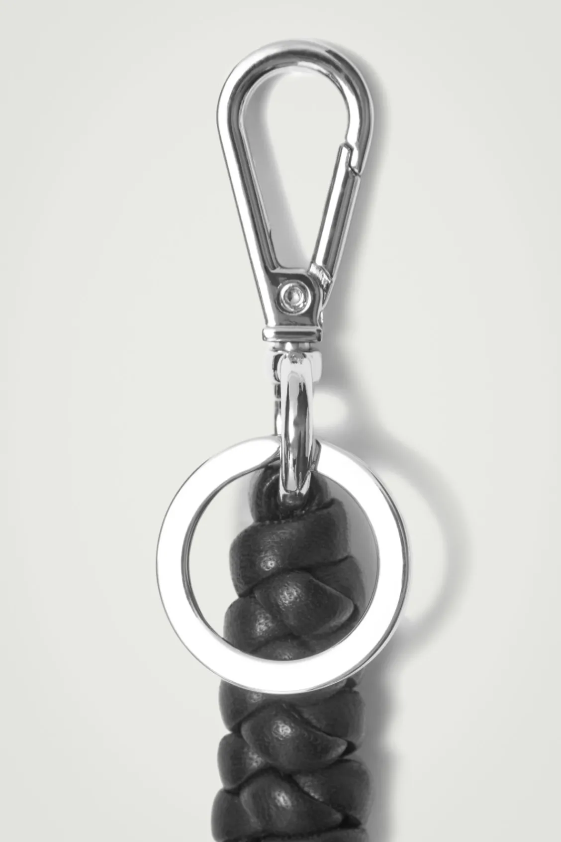 COS KNOTTED LEATHER KEYRING- Bags & Wallets