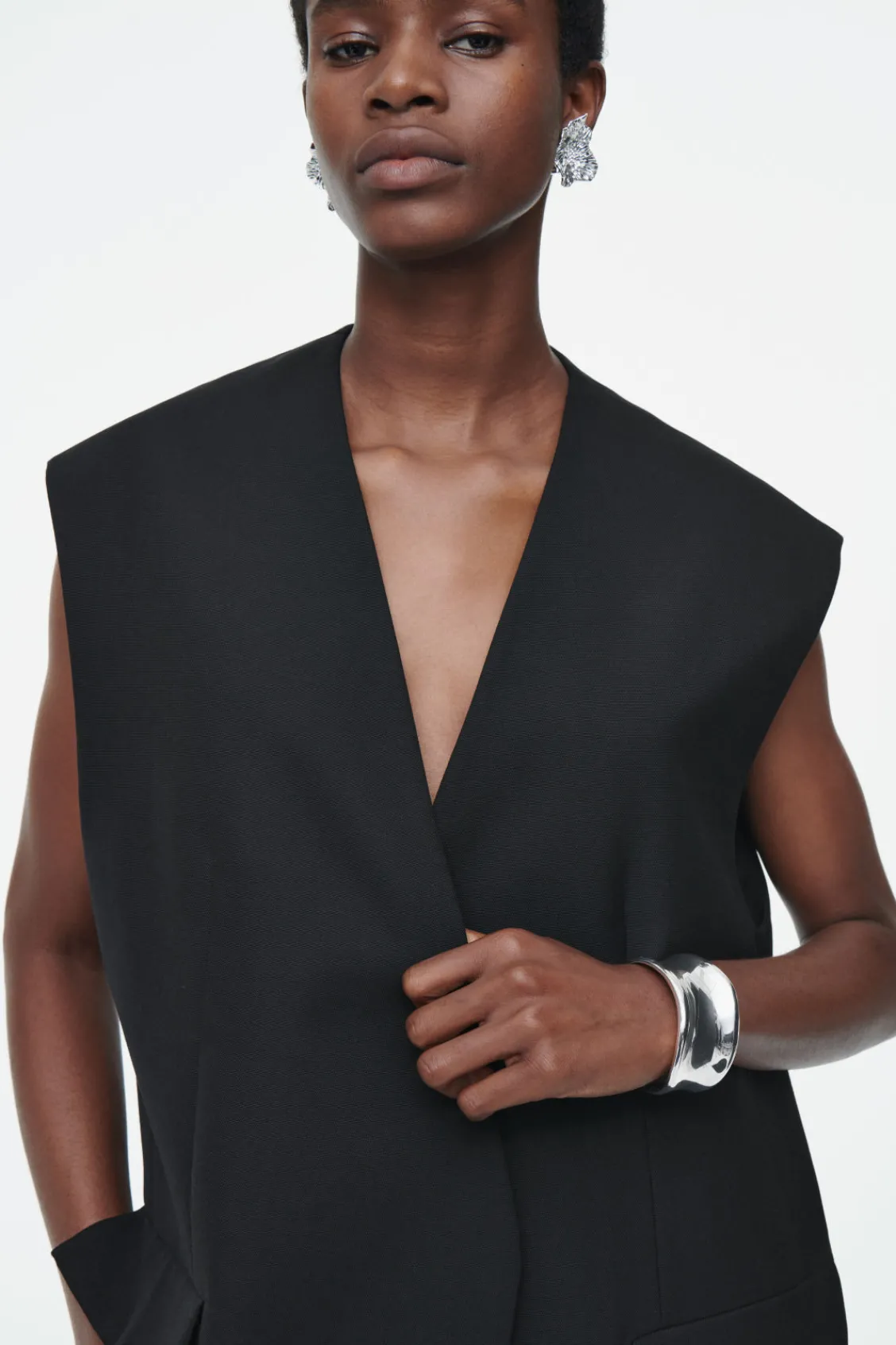 COS LONGLINE WOOL-BLEND TWILL VEST-Women Tops | Vests & Tailoring