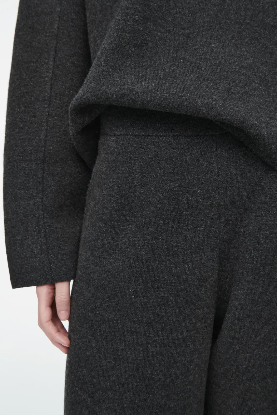 COS MERINO WOOL BARREL-LEG TROUSERS-Women Pants | Sweaters & Cardigans