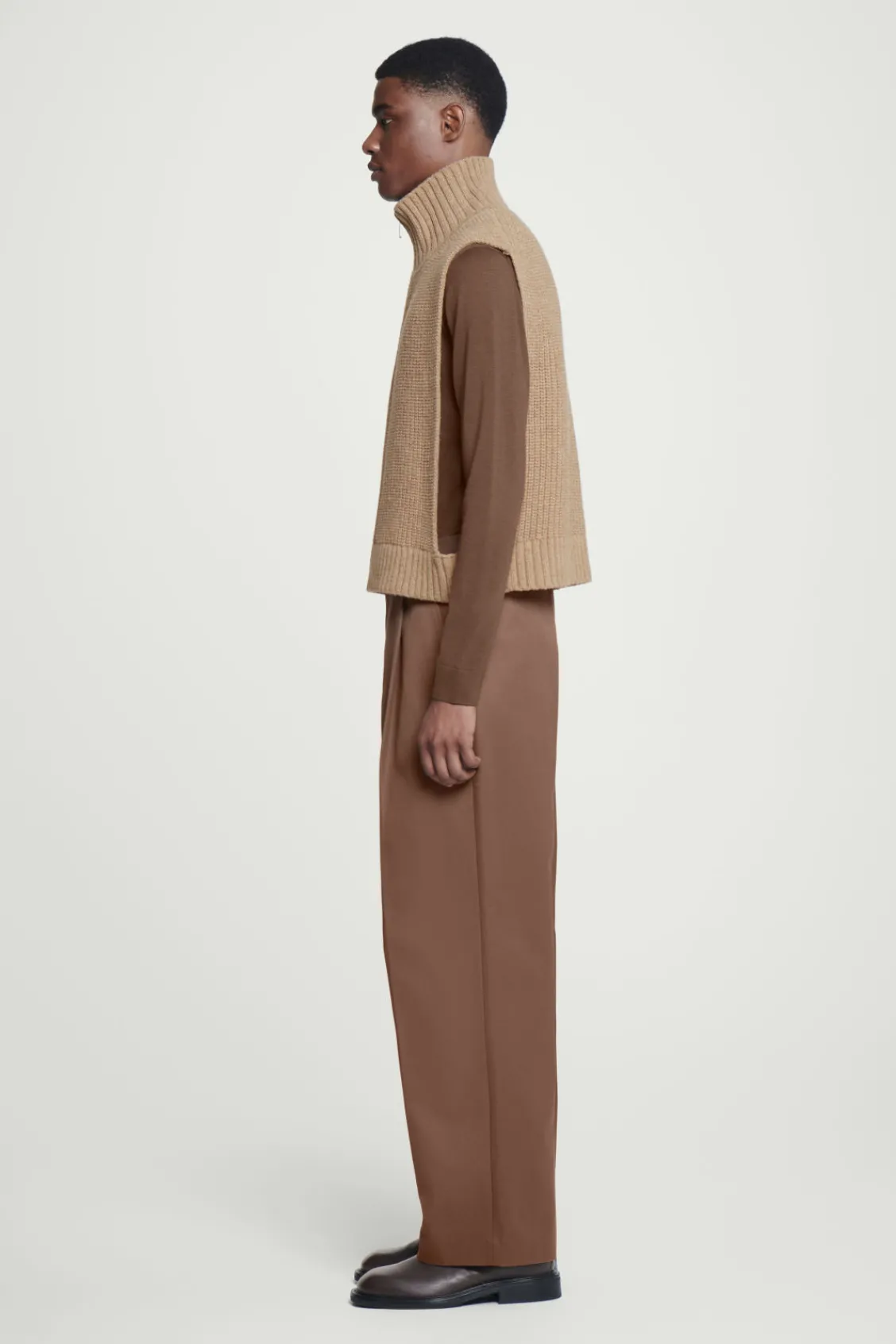 COS OPEN-SIDE ZIP-UP WOOL VEST- Hats & Scarves | Sweaters & Cardigans