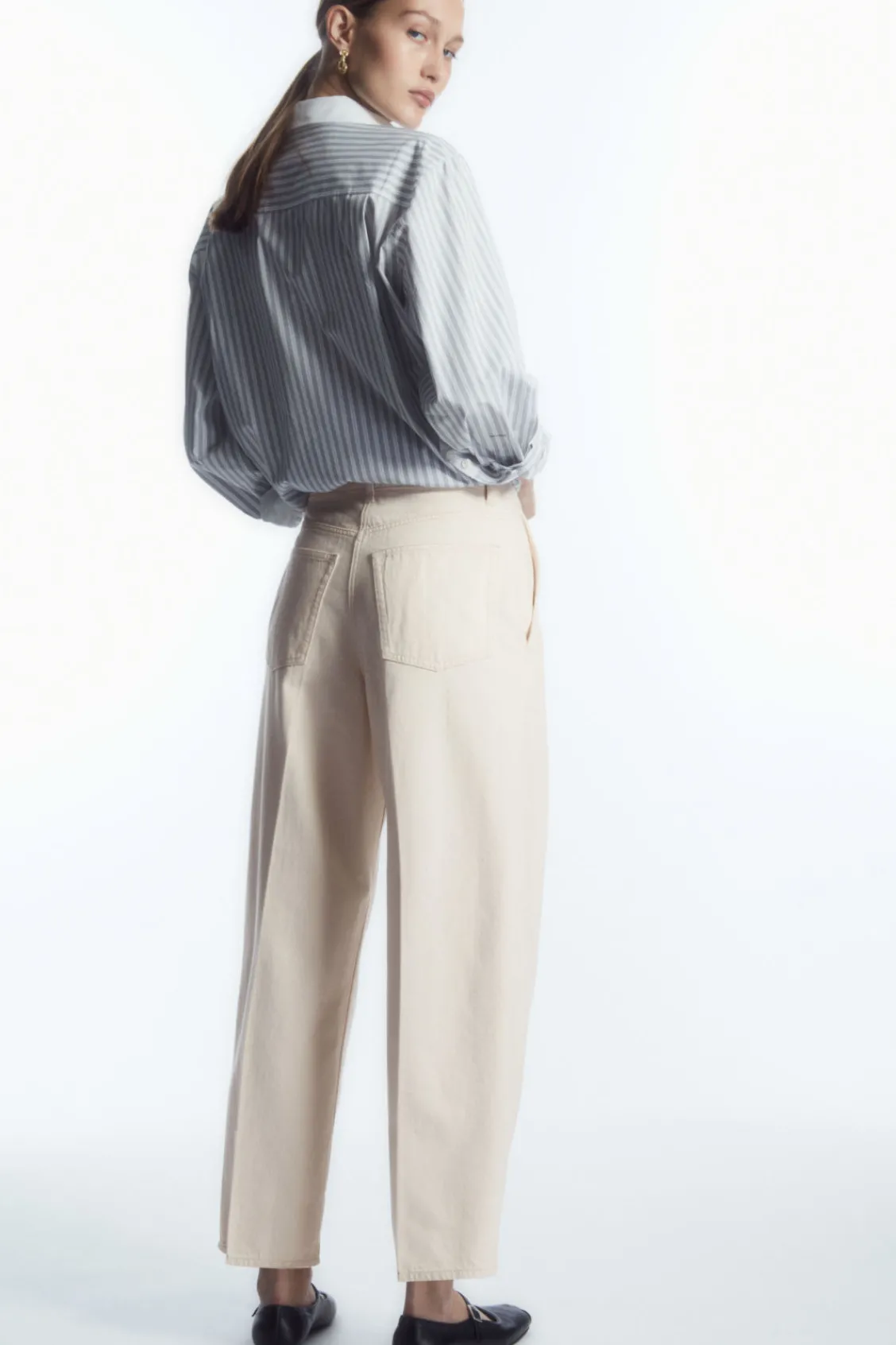 COS PLEATED BARREL-LEG DENIM PANTS-Women Jeans | Pants