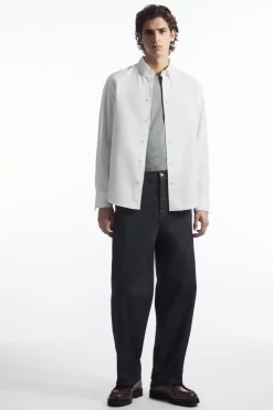 COS REGULAR BUTTON-DOWN COLLAR COTTON OXFORD SHIRT- Shirts