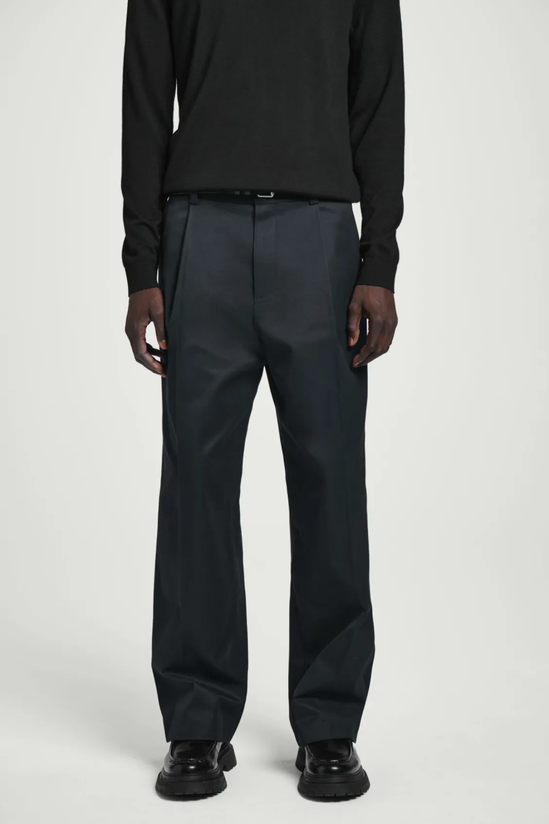 COS RELAXED PLEATED COTTON WIDE-LEG PANTS- Pants