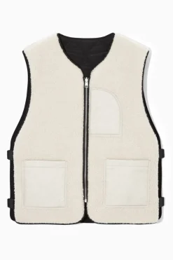 COS REVERSIBLE FLEECE-LINED UTILITY VEST- Hats & Scarves | Coats & Jackets
