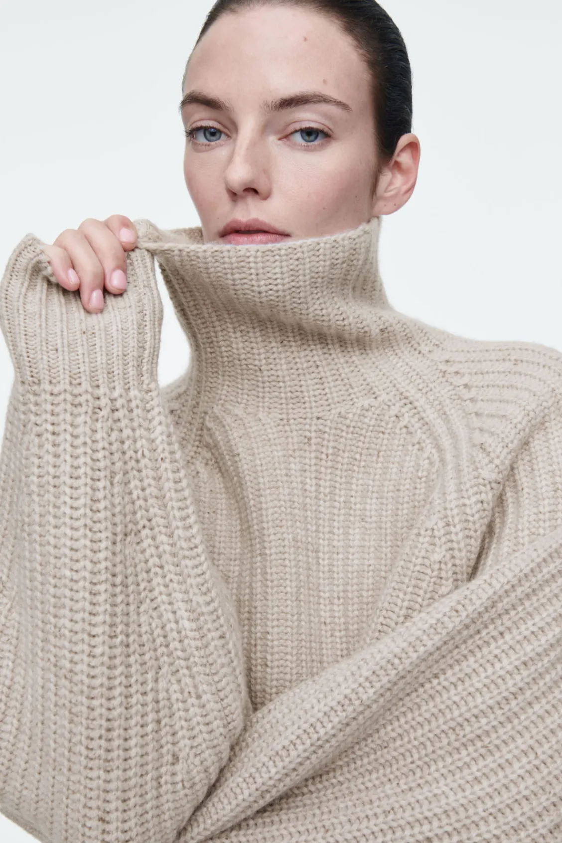 COS RIBBED CASHMERE-BLEND FUNNEL-NECK SWEATER-Women Cashmere | Sweaters & Cardigans