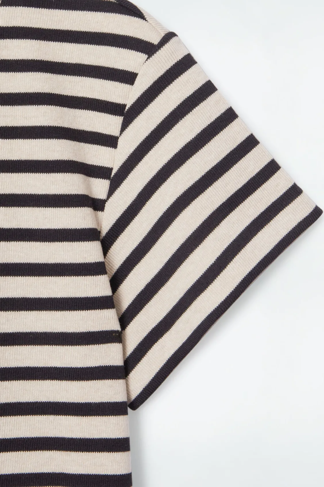 COS SHRUNKEN SLIM RIBBED T-SHIRT-Women Tops | T-Shirts