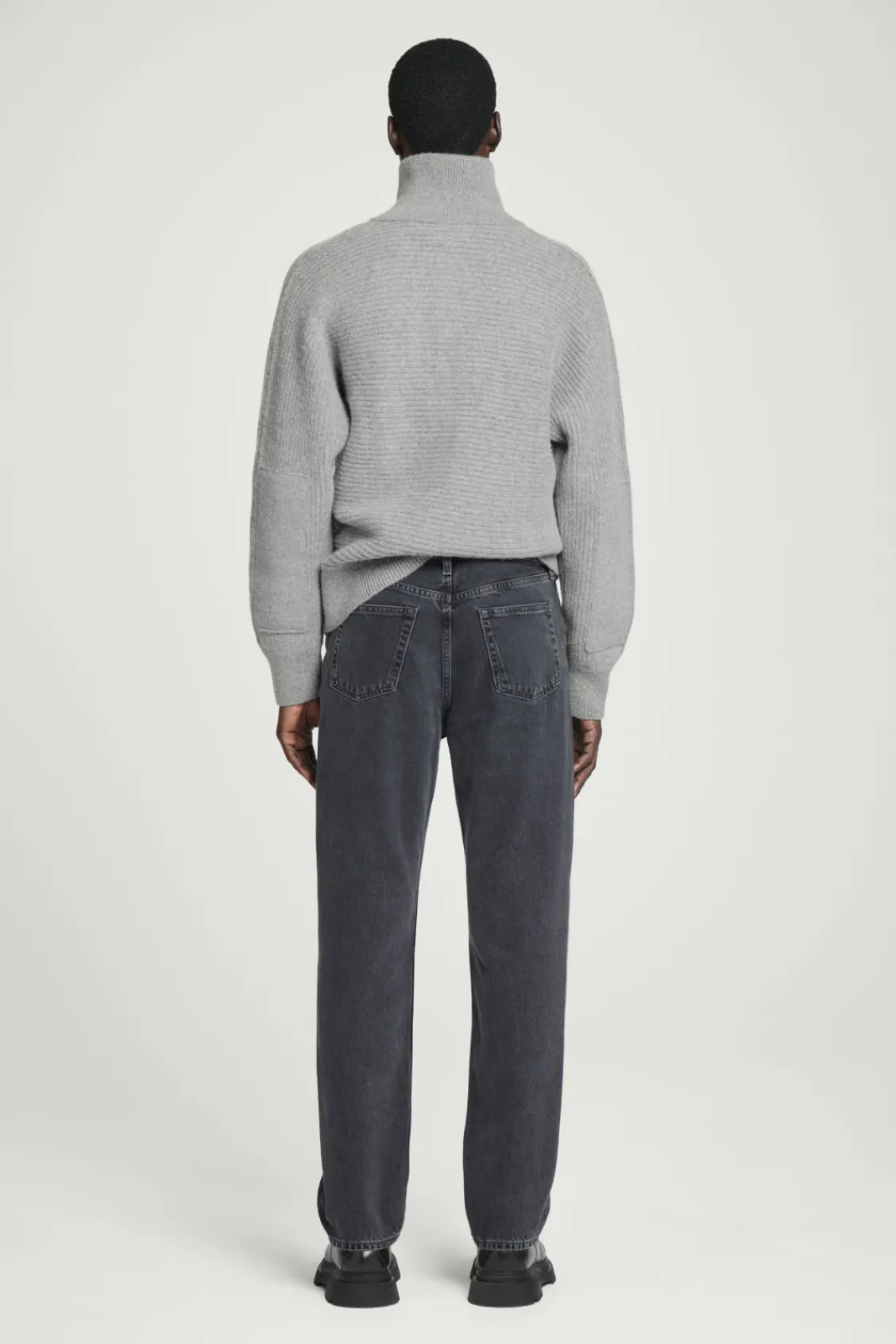 COS SIGNATURE STRAIGHT-LEG JEANS- Jeans | Pants