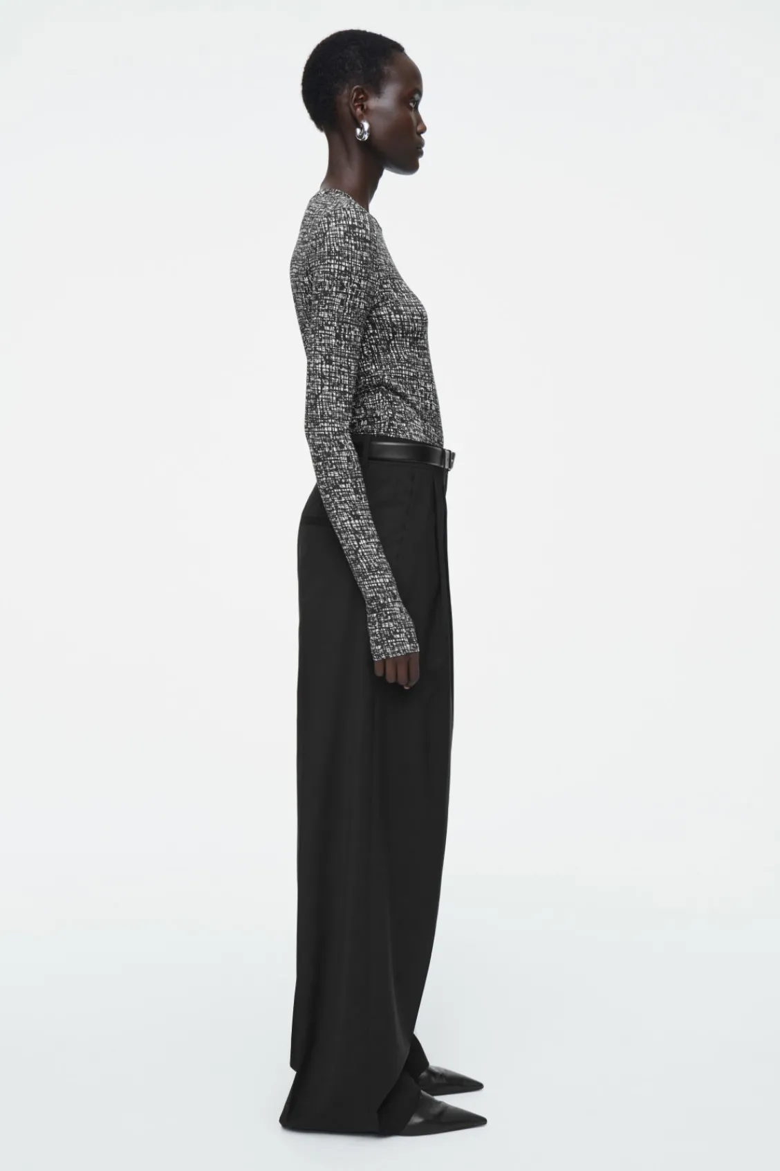 COS SLIM LONG-SLEEVE TOP-Women Tops