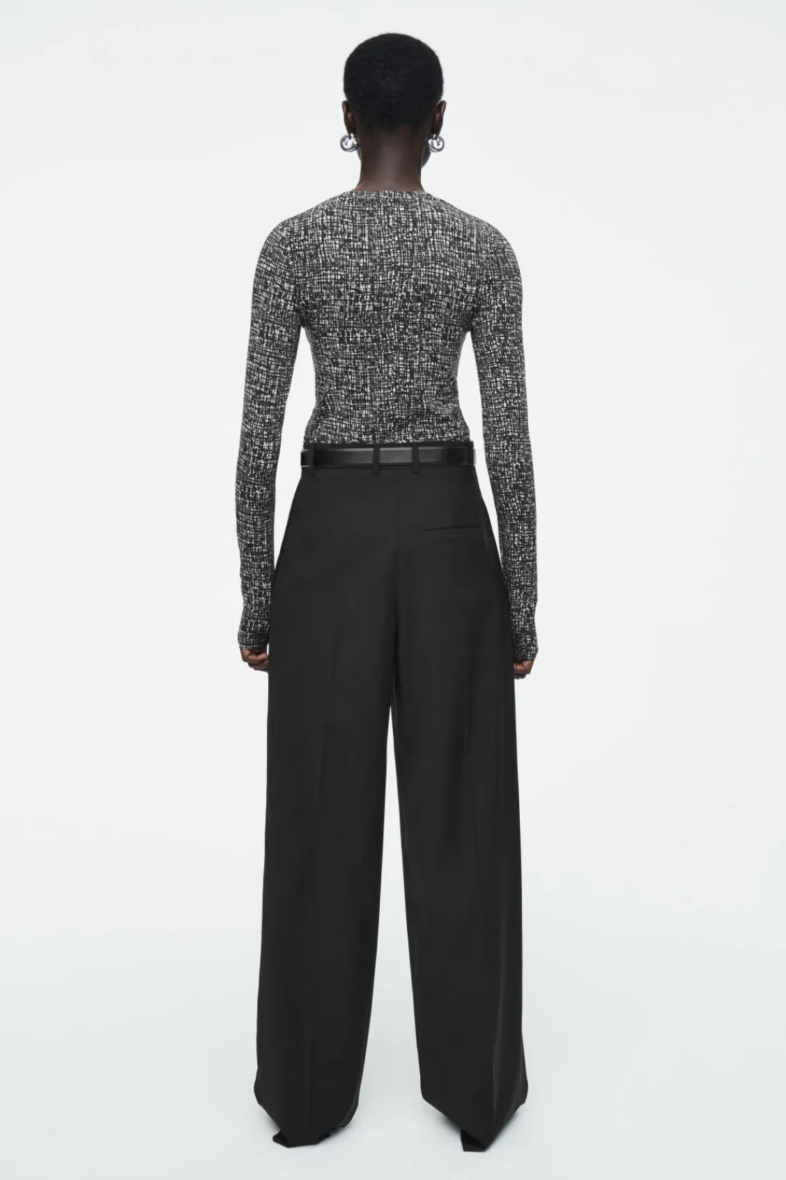 COS SLIM LONG-SLEEVE TOP-Women Tops