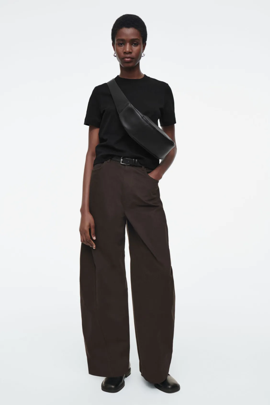 COS SWING CROSSBODY - LEATHER-Women Bags & Wallets | Bags