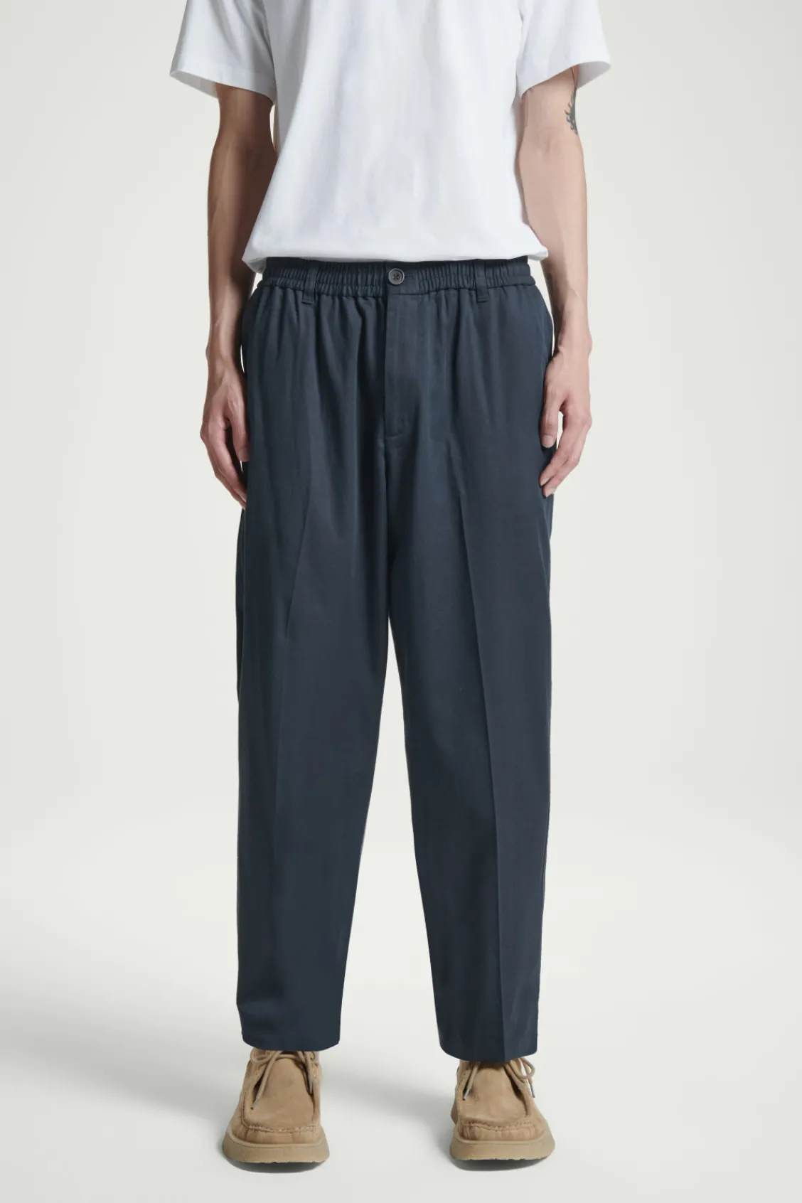 COS TAPERED ELASTICATED PANTS- Pants
