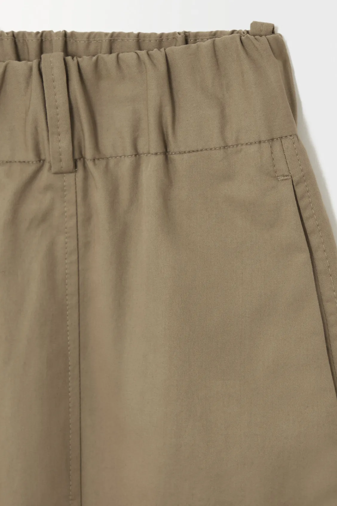 COS THE BARREL-LEG CARGO PANTS- Pants