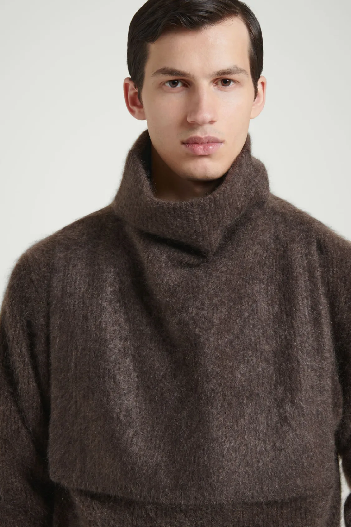 COS THE BRUSHED-CASHMERE FUNNEL NECK WARMER- Hats & Scarves | Cashmere