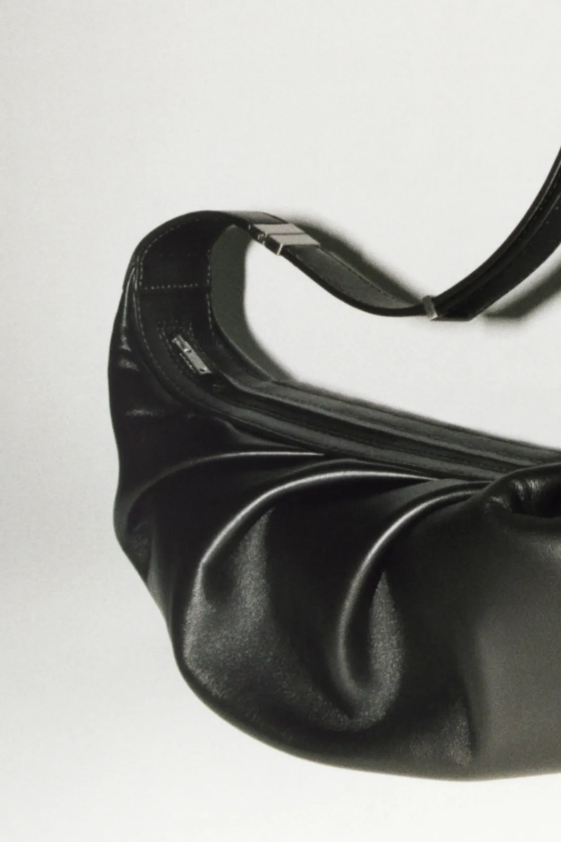 COS THE DRAPED CROSSBODY - LEATHER-Women Bags