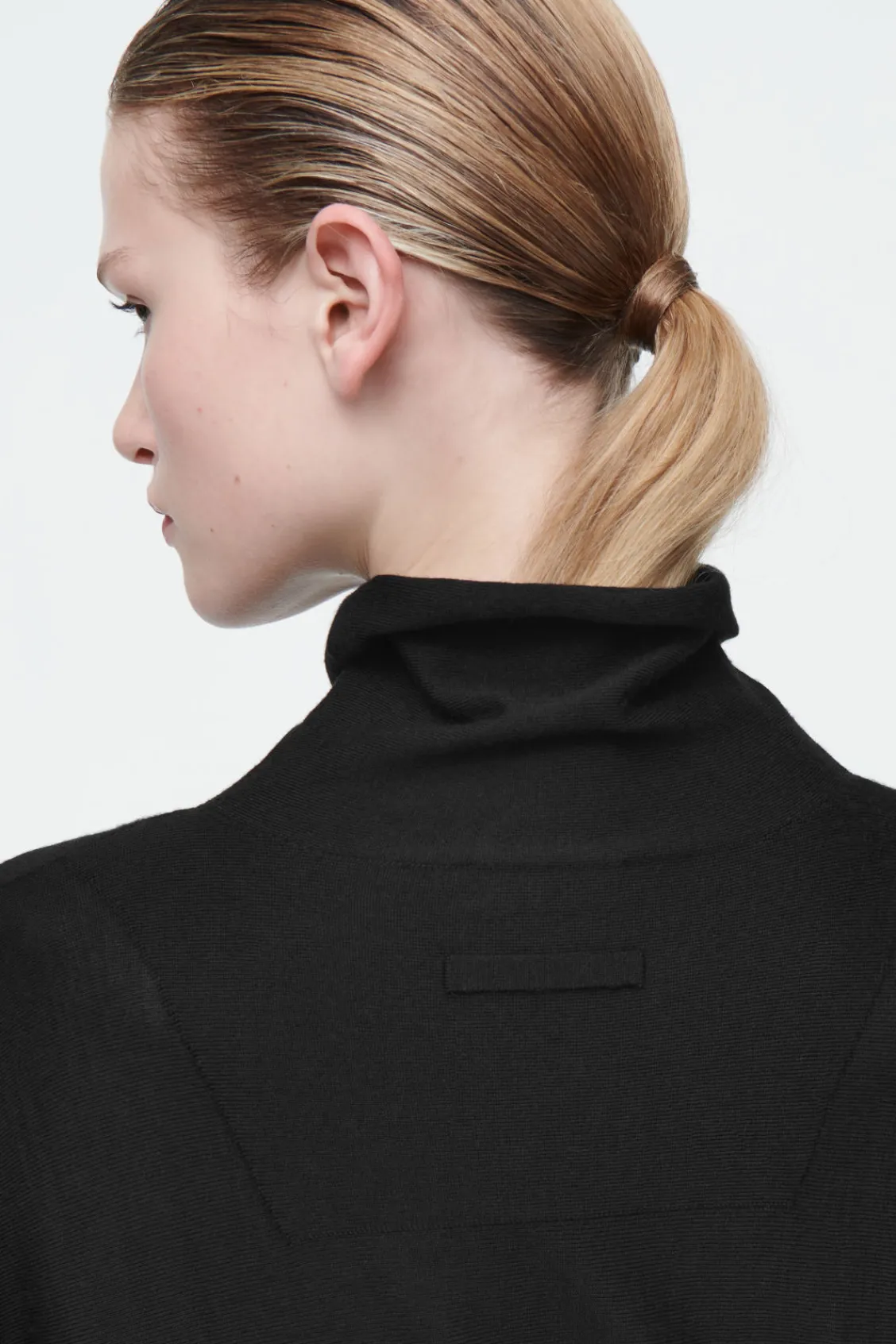 COS THE FUNNEL-NECK MERINO WOOL DRESS-Women Dresses & Jumpsuits | Sweaters & Cardigans