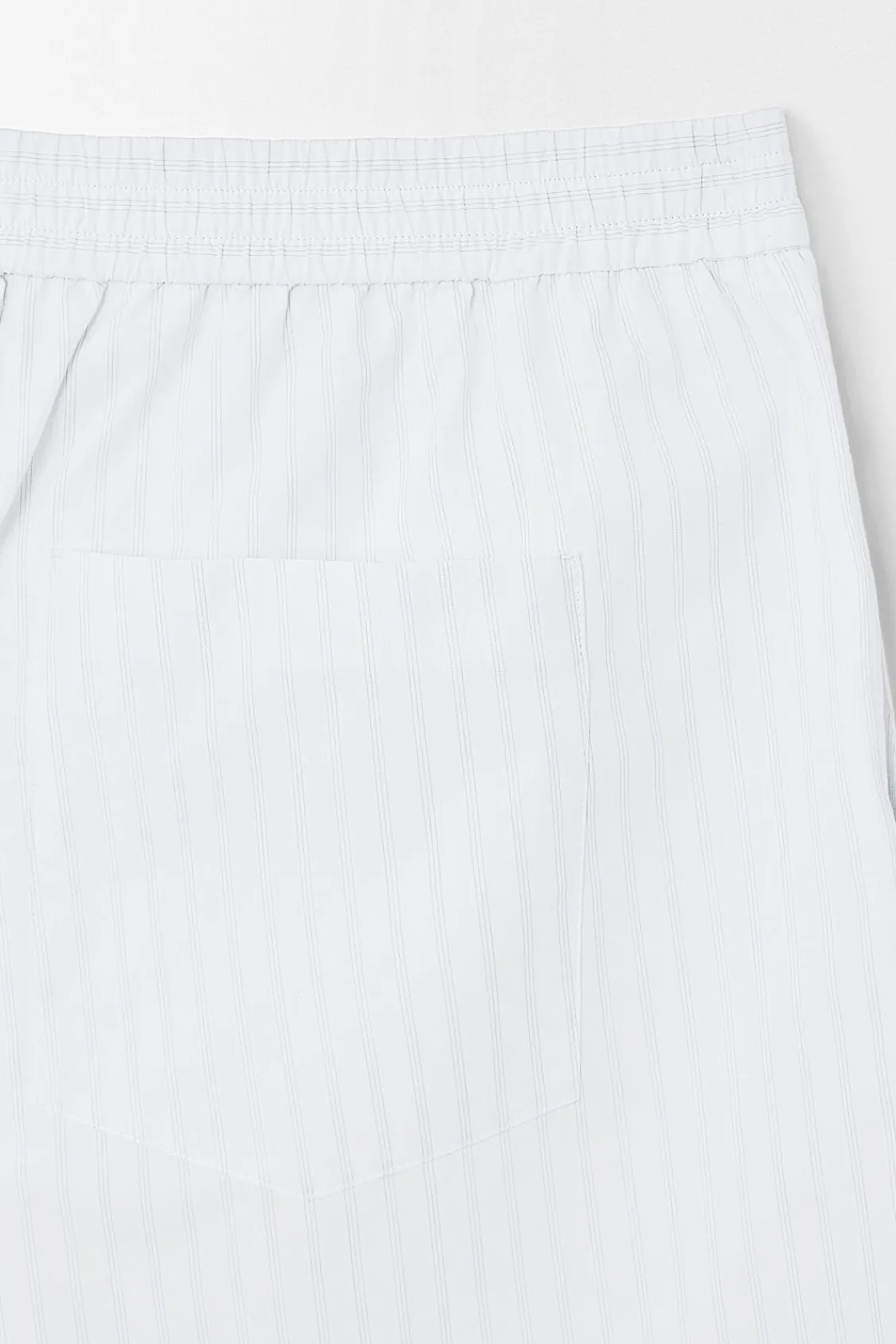 COS THE PINSTRIPED SHORTS- Pants