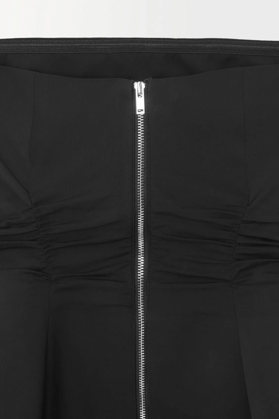 COS THE SCULPTED BANDEAU-Women Tops