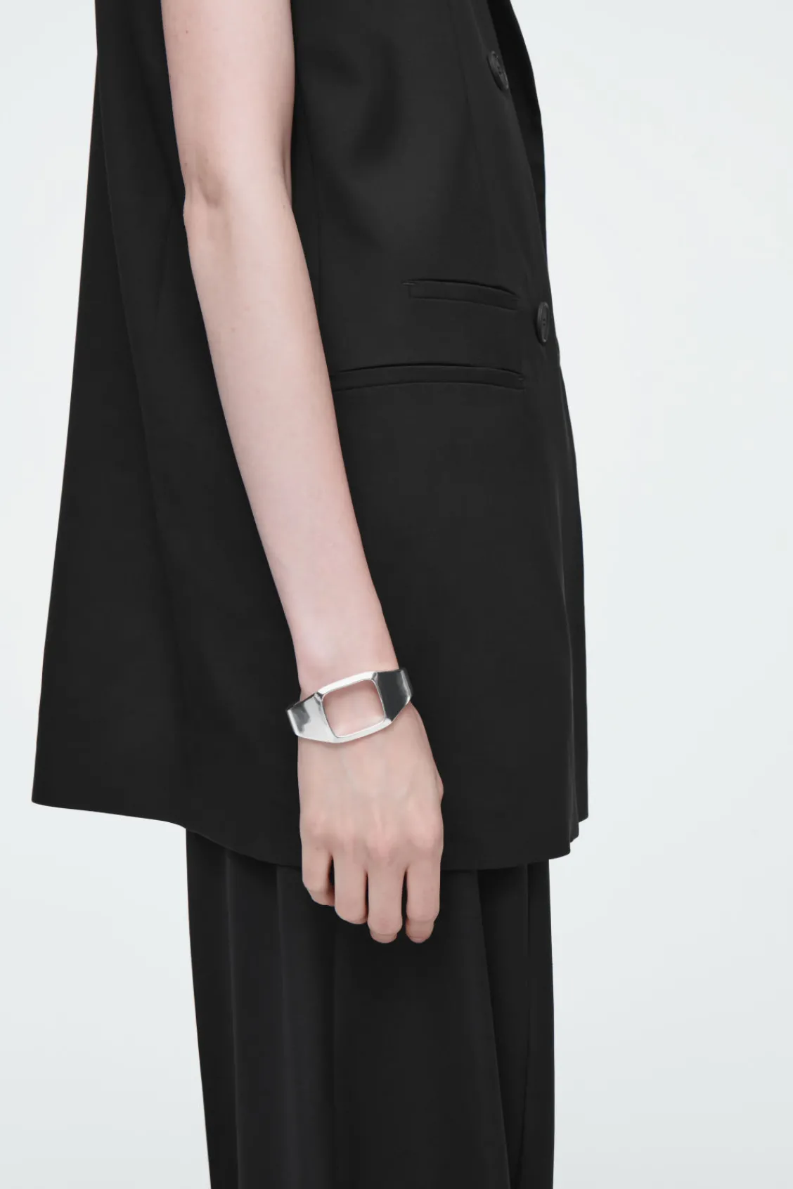 COS THE SCULPTED CUFF-Women Jewelry
