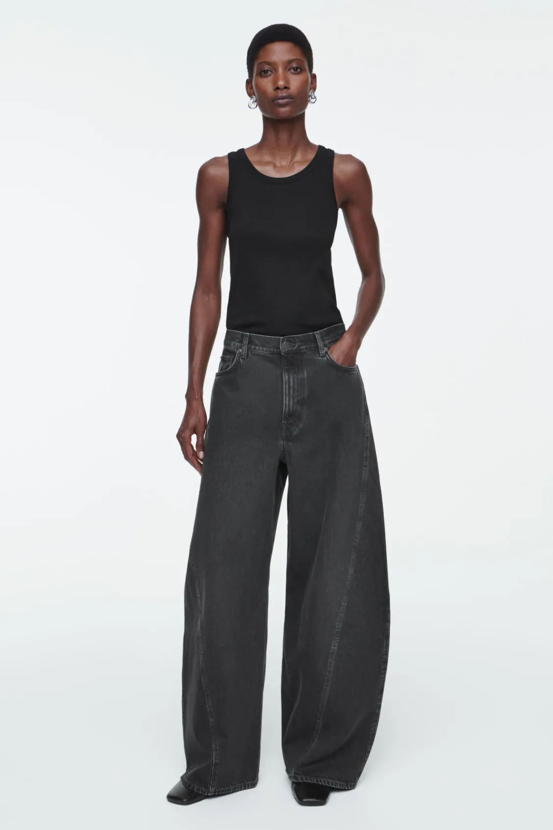 COS TWIST BARREL-LEG JEANS-Women Jeans | Pants