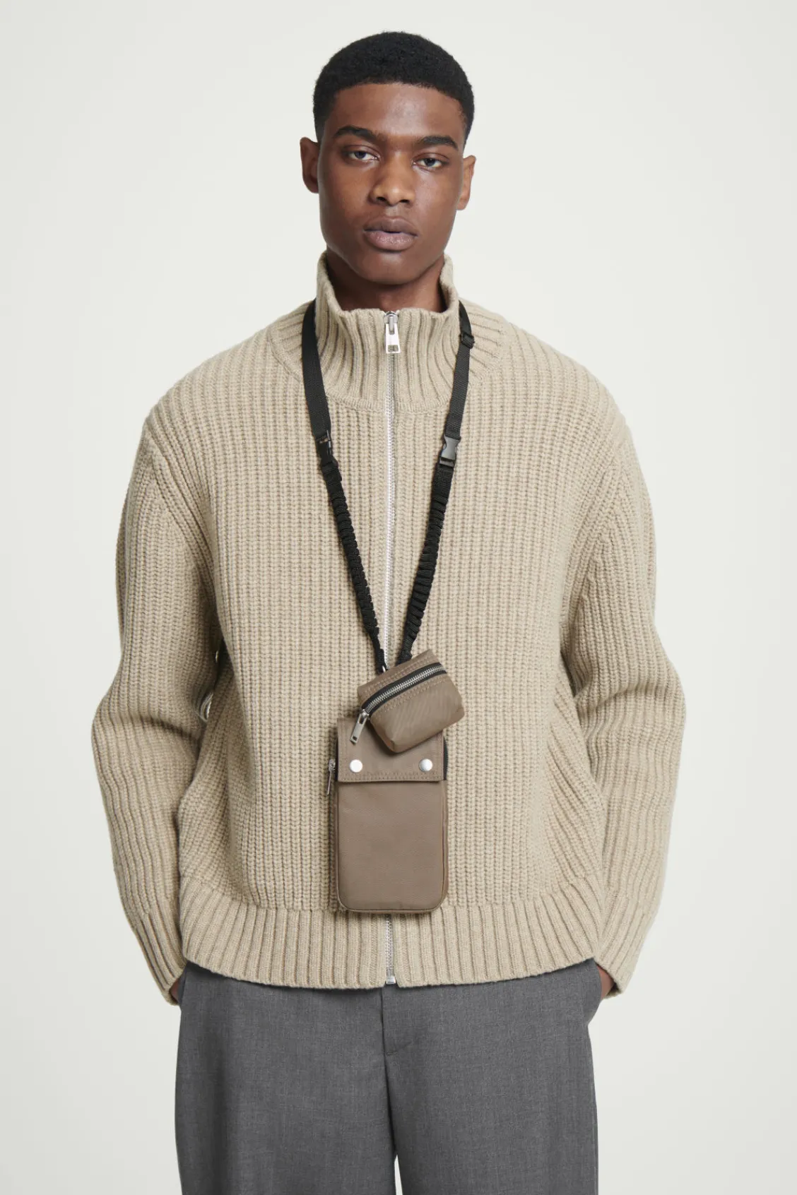 COS UTILITY PHONE POUCH - NYLON- Bags & Wallets