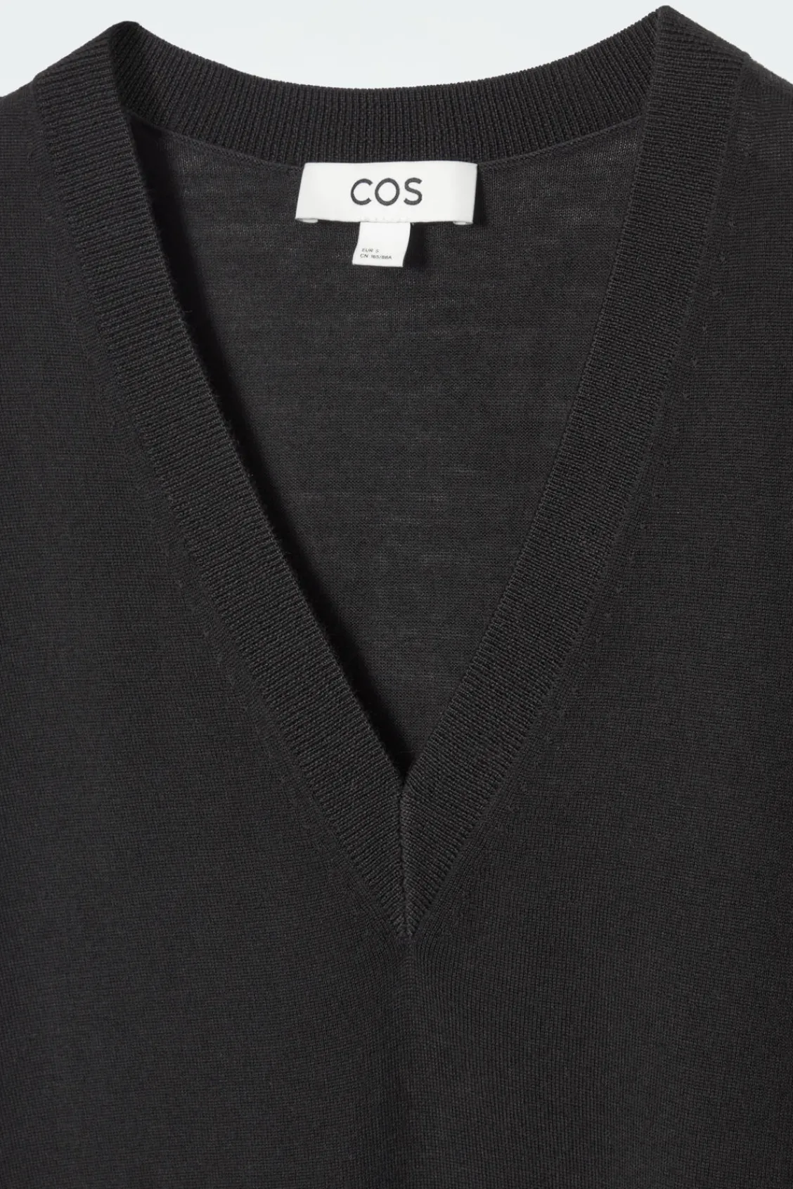 COS V-NECK MERINO WOOL TANK-Women Tops | Sweaters & Cardigans